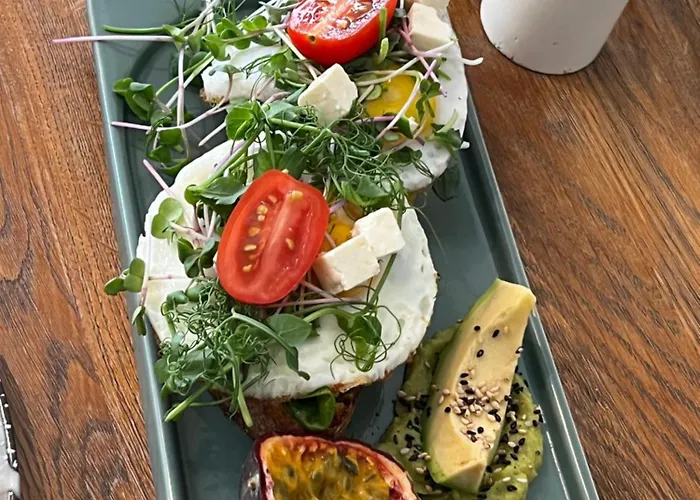 Terrassen-apartment-with-breakfast *