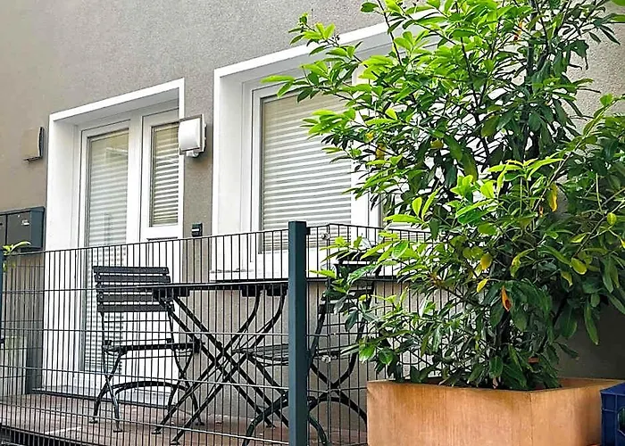 Terrassen-apartment-with-breakfast *