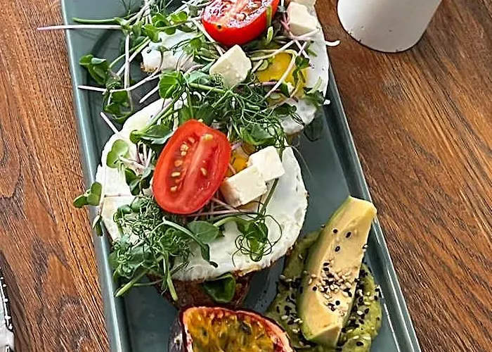 Terrassen-apartment-with-breakfast *